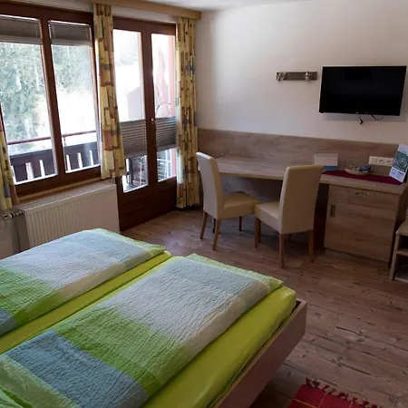 Gaestehaus Schwaiger Apartmán Mariapfarr