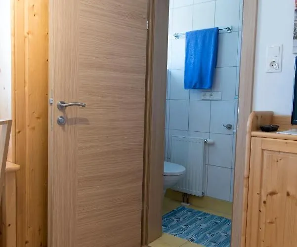 Gaestehaus Schwaiger 玛利亚普法尔