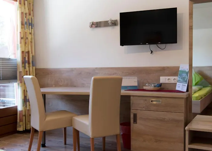 Gaestehaus Schwaiger * 玛利亚普法尔